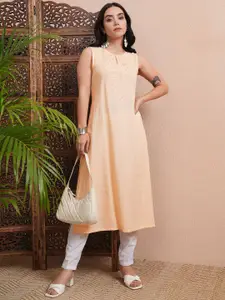 Vishudh Women Embroidered Kurta