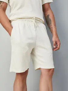 max Men Solid Cotton Shorts