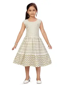 BAESD Print Fit & Flare Midi Dress