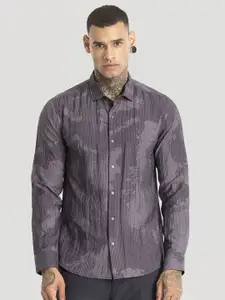 Snitch Men Smart Spread Collar Abstract Printed Slim Fit Casual Shirt