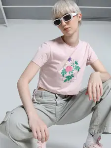 Puma Classics Petalia Women Graphic Tee