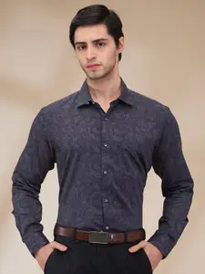 Park Avenue Men Spread Collar Ethnic Motifs Printed Cotton Slim Fit Formal Shirt