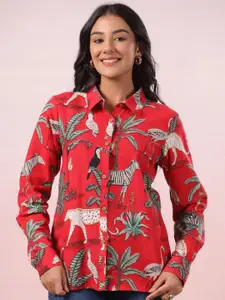 LYFJ Women New Spread Collar Abstract Printed Cotton Casual Shirt