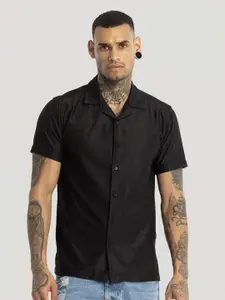 Snitch Men Relaxed Cuban Collar Solid Boxy Casual Shirt