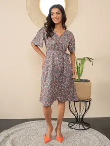 StyleStone Women Floral Print Flutter Sleeve Crepe Dress