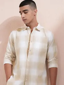 Highlander Men Nartual Yarn Checked Casual Shirt