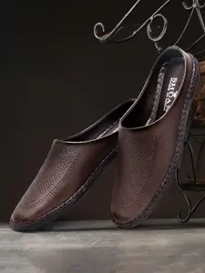 SHUAN Men Solid Round Toe Mules