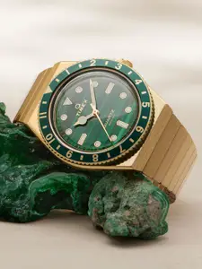 Timex Women Embellished Dial & Stainless Steel Straps Analogue Watch TW2V92200UJ