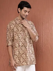 Fabindia Men Printed Thread Work Kurta