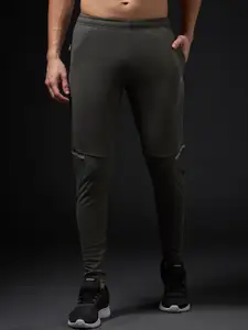 Technosport Men Slim-Fit Mid-Rise Track Pant