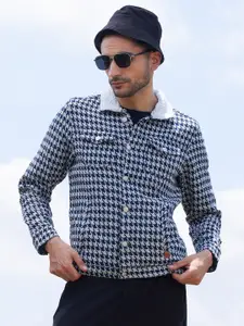 Campus Sutra Men Printed Spread Collar Lightweight Jacket