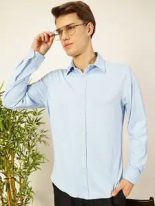 Thomas Scott Men Premium Spread Collar Solid Slim Fit Casual Shirt