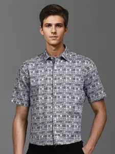 Louis Philippe Men Spread Collar Conversational Printed Cotton Slim Fit Formal Shirt