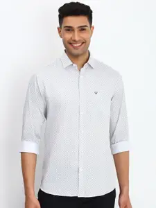 Allen Solly Men Spread Collar Geometric Printed Cotton Slim Fit Casual Shirt