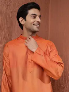 Fabindia Men Thread Work Kurta