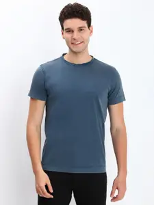Allen Solly Men Solid Round Neck Cotton Slim Fit T-shirt
