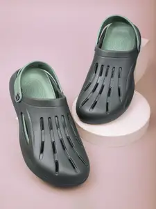 Action Plus Men Rubber Clogs