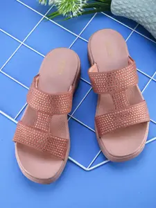 ONSOLE Women Sliders