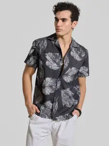 Snitch Men Smart Cuban Collar Floral Printed Casual Shirt