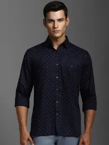 Louis Philippe Sport Men Slim Fit Geometric Printed Casual Shirt