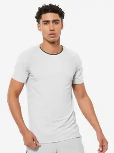 Domyos By Decathlon Men Polka Dots Printed Round Neck T-shirt