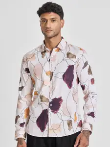 Snitch Men Smart Spread Collar Abstract Printed Casual Shirt