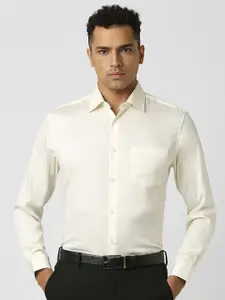 Van Heusen Men Spread Collar Solid Cotton Slim Fit Formal Shirt