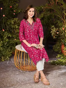 Anouk Women Floral Embroidered Thread Work Chanderi Silk Kurta