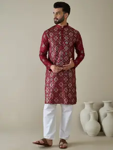 Anouk Men Geometric Embroidered Thread Work Kurta