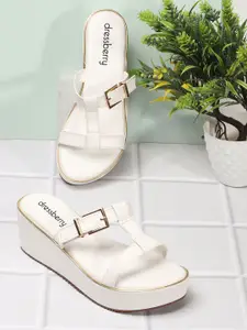 DressBerry Women Solid Wedge Heel Sandals