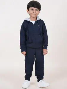 KiddoPanti Boys Solid Tracksuits