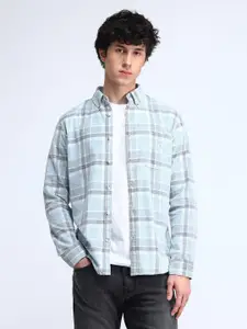 Flying Machine Men Button-Down Collar Checked Cotton Slim Fit Casual Shirt