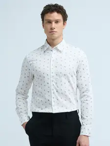 Flying Machine Men Spread Collar Abstract Printed Cotton Slim Fit Formal Shirt