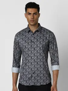 V Dot Men Spread Collar Conversational Printed Cotton Slim Fit Casual Shirt