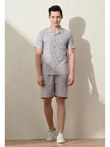 STARFOX Men Cuban Collar Self Design Shirt With Shorts
