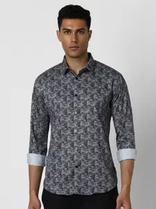 V Dot Men Spread Collar Conversational Printed Cotton Slim Fit Casual Shirt