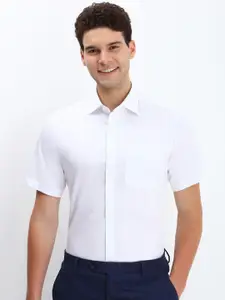 Allen Solly Sport Men Spread Collar Solid Pure Cotton Formal Shirt