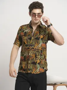 TRYBUY.IN Men Standard Spread Collar Abstract Printed Cotton Casual Shirt