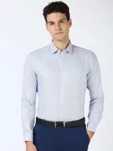 Peter England Elite Men Spread Collar Textured Cotton Formal Shirt