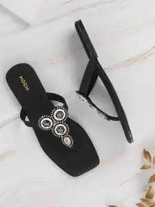 Mochi Women Ethnic - Embellished T-Strap Flats
