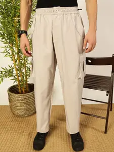 Thomas Scott Men Smart Loose Fit Mid-Rise Easy Wash Cargos Cotton Trousers