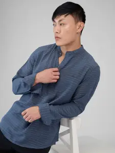 VASTRADO Striped Thread Work Mandarin Collar Dobby Weave Straight Kurta