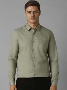 Louis Philippe Men Super Spread Collar Geometric Printed Cotton Slim Fit Formal Shirt