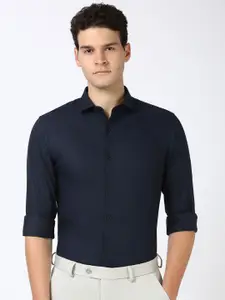 Peter England Men Super Spread Collar Solid Cotton Slim Fit Formal Shirt