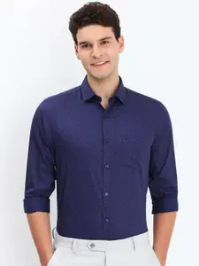 Allen Solly Men Spread Collar Micro Ditsy Printed Cotton Slim Fit Formal Shirt
