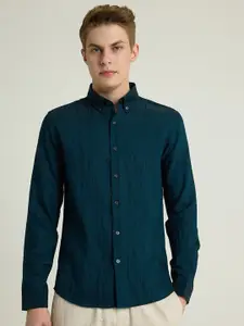 Snitch Men Smart Button-Down Collar Solid Cotton Casual Shirt