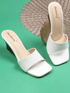 DressBerry PU Wedge Heels Sandals