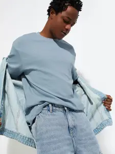 max URB_N Men Relaxed Fit Textured T-shirt