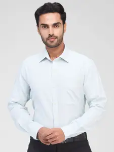 Raymond Men Contemporary Spread Collar Textured Cotton Formal Shirt