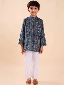 Sangria Boys Abstract Printed Mandarin Collar Pure Cotton Kurta With Trousers